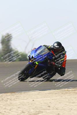 media/Sep-20-2025-TrackDaz (Sat) [[27f0cde673]]/B Group/1120am (Turn 2)/